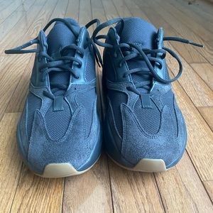 Yeezy Boost 700 Utility Black
